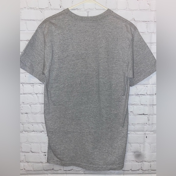 Guess Mens Medium Gray Classic Crewneck Short Sleeve T-Shirt NWT - Picture 3 of 4